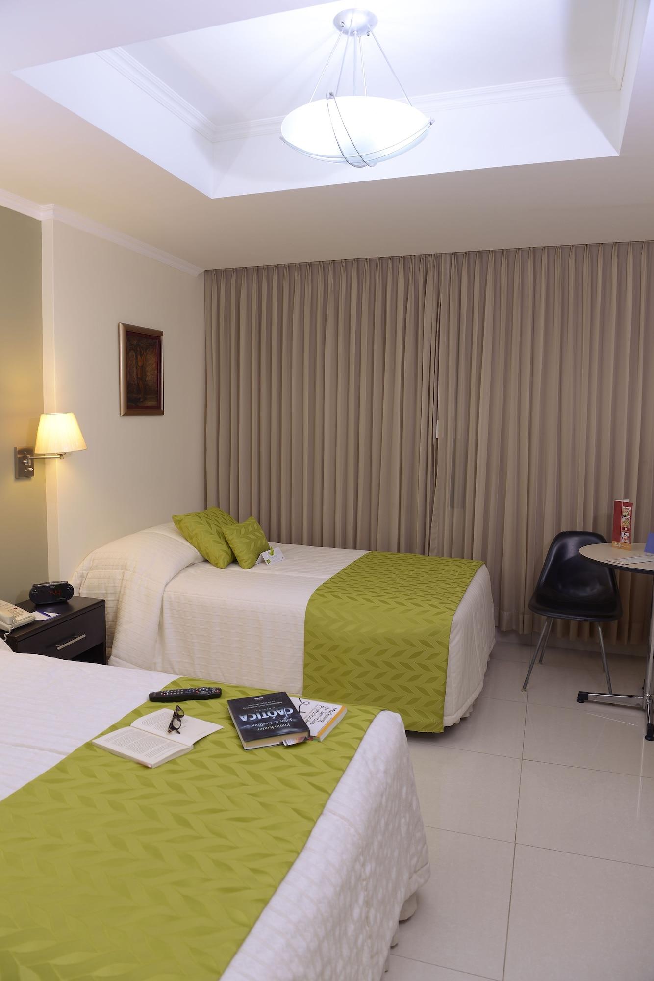 Hotel Ramada Γκουαγιακίλ Εξωτερικό φωτογραφία